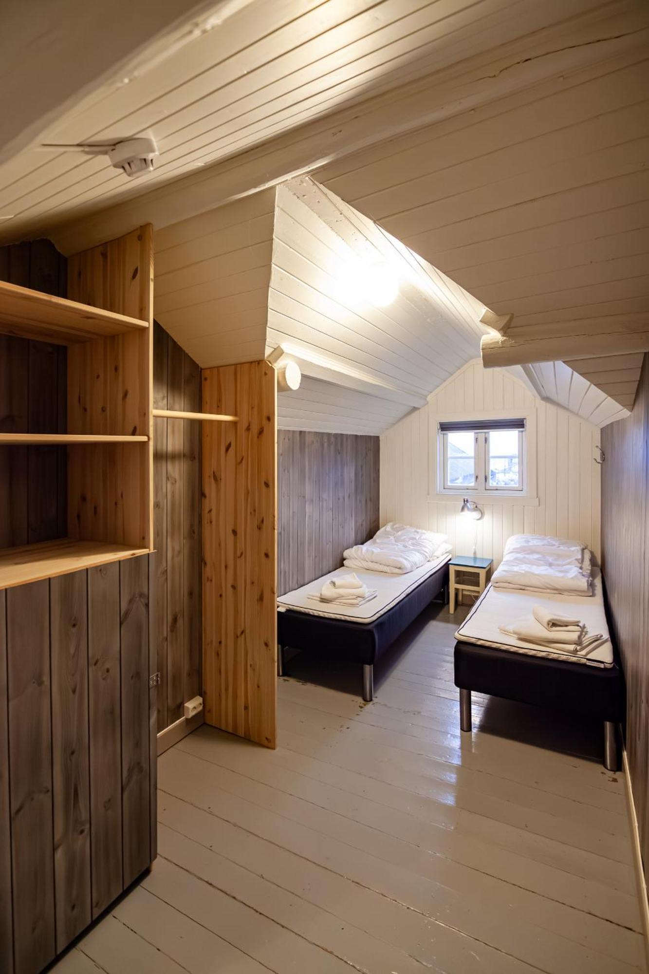 Tind Seaside Cabins Exterior photo